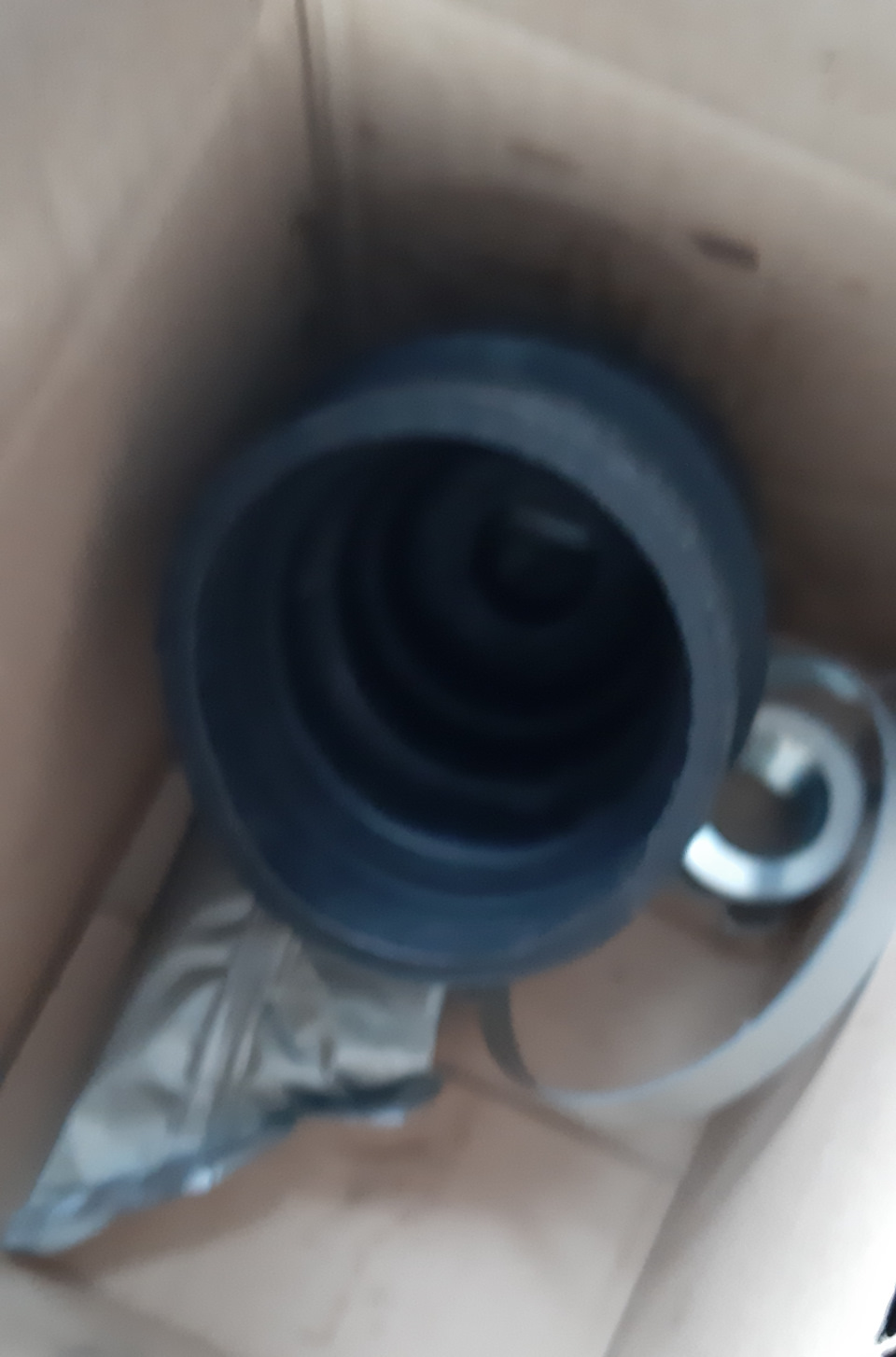 Постукивания спереди при торможении, замена шруса — Mazda 323 IV, 1,3 л ...