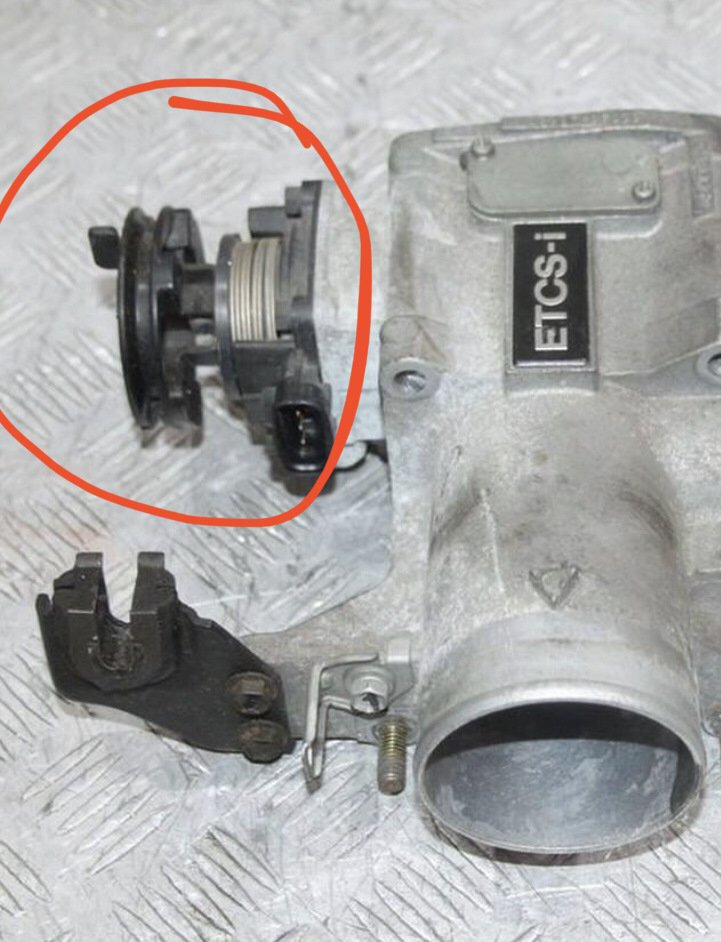 Ищу датчик положения педали газа — Toyota Crown (S150), 3 л, 1998 года ...