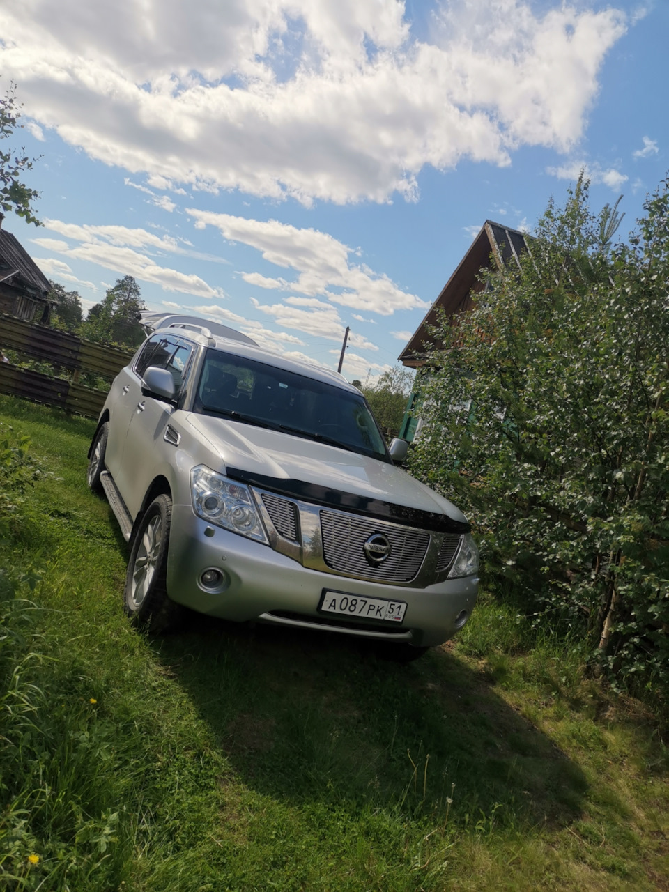 nissan patrol 2010