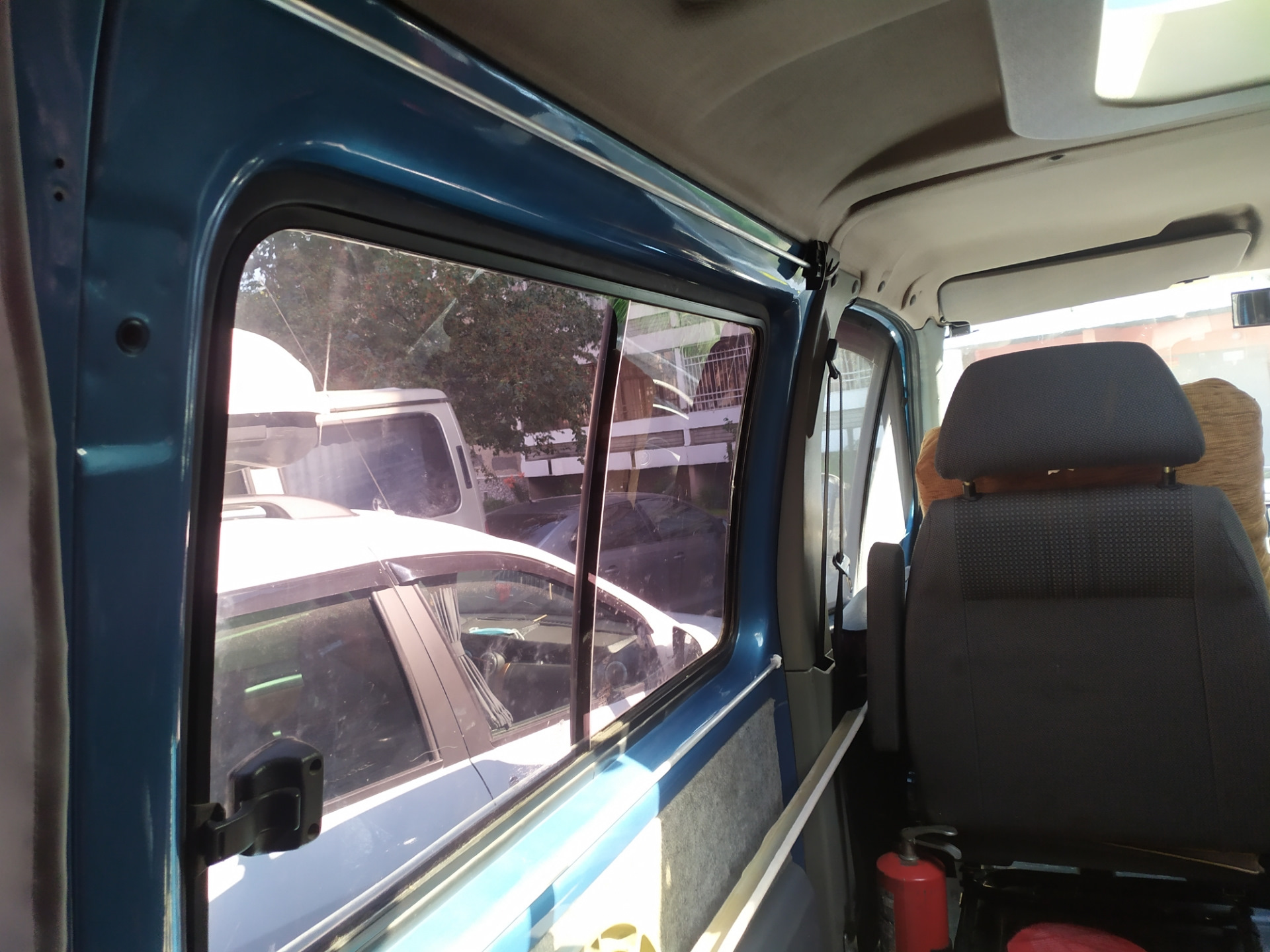 Шторки в салон — ГАЗ Соболь, 2,8 л, 2012 года | своими руками | DRIVE2