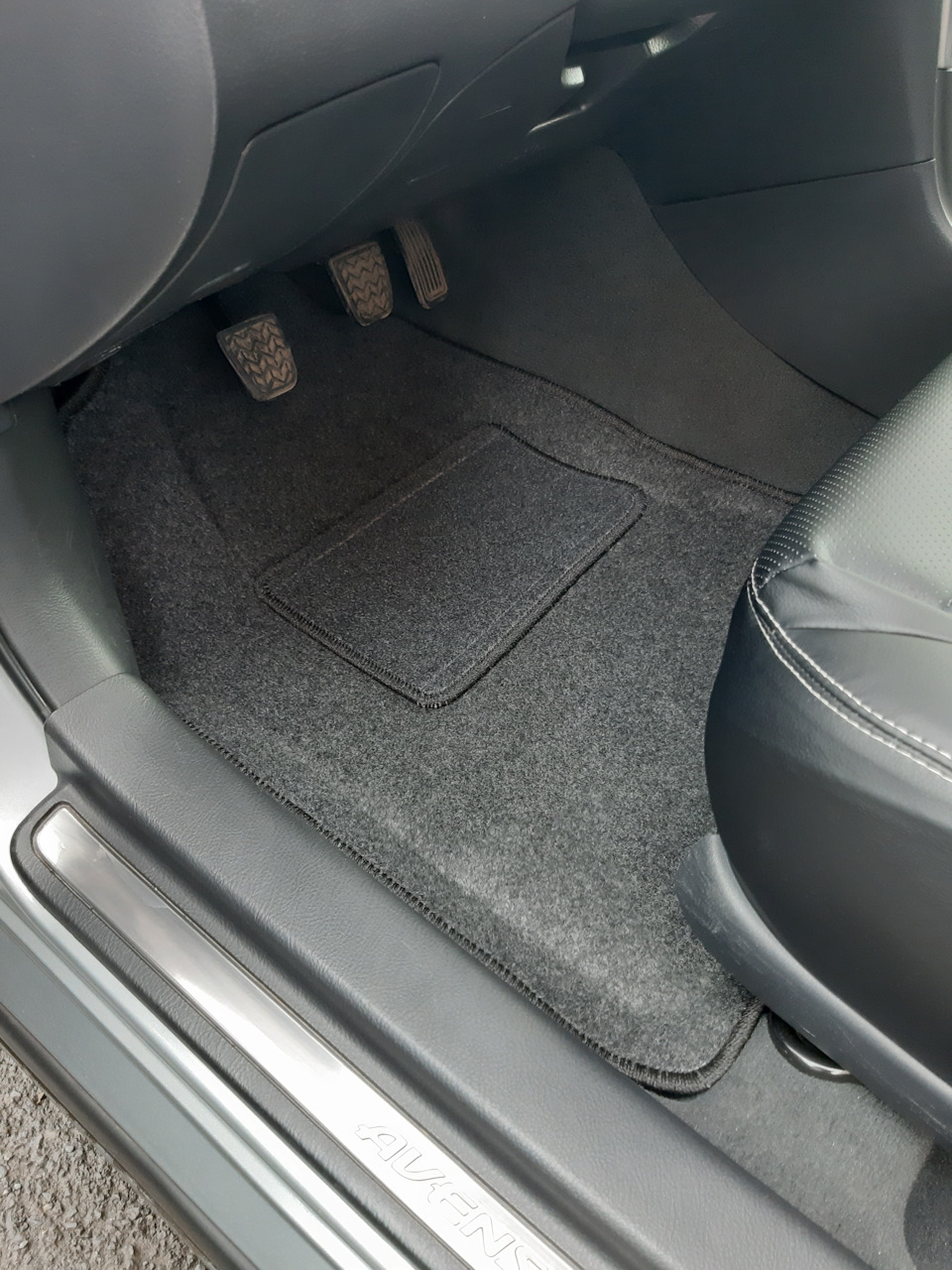 Ворсовые коврики Boratex в салон — Toyota Avensis II, 1,8 л, 2008 года ...