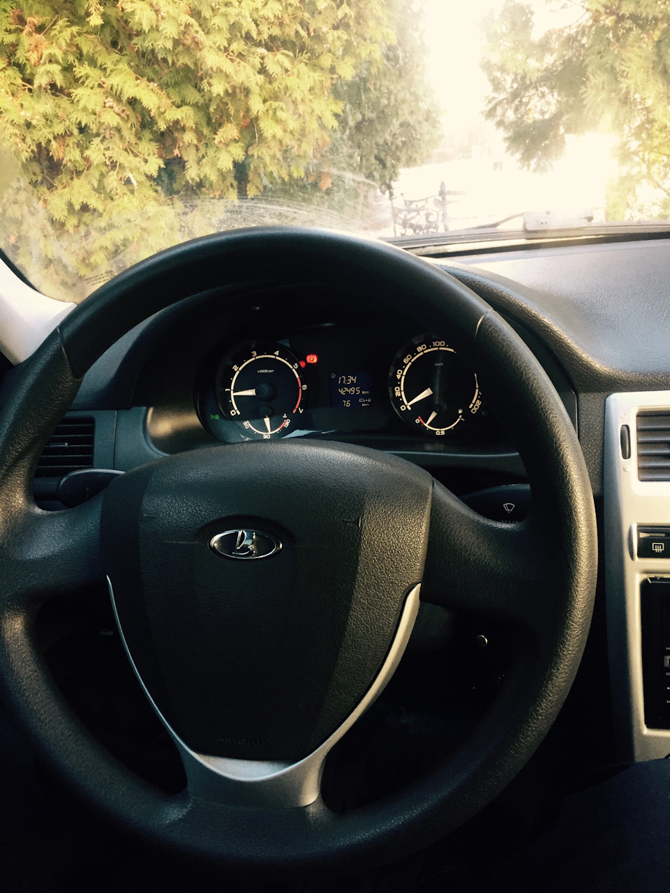 щиток приоры 2 на приору 1