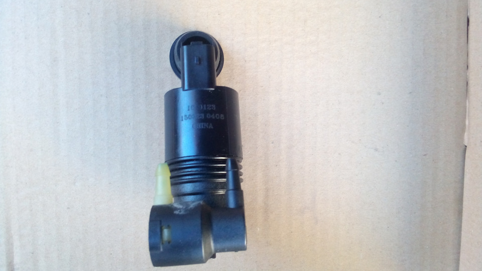 Насос омывателя стекол. Б/у | 1 000 ₽ в городе Липецк | DRIVE2