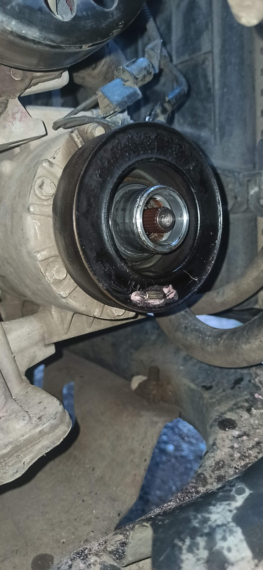 Электромуфта, кондиционера kia ceed 1,6 — KIA Ceed (1G), 1,6 л, 2009 ...