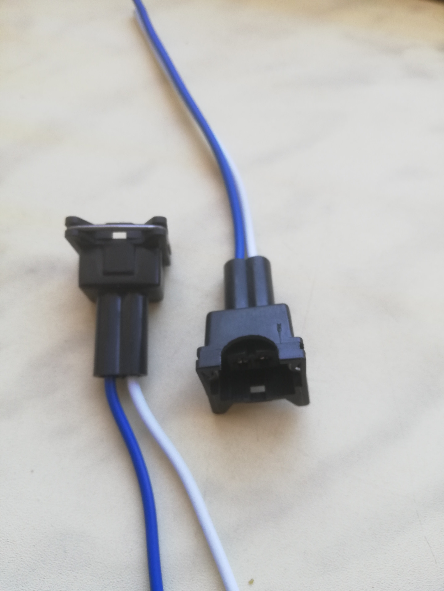 штекер январь 7. разъем модуля зажигания ваз 2114. разъем для форсунок бош ev6. разъем форсунки бош subaru. диагностический разъём нива шевроле.