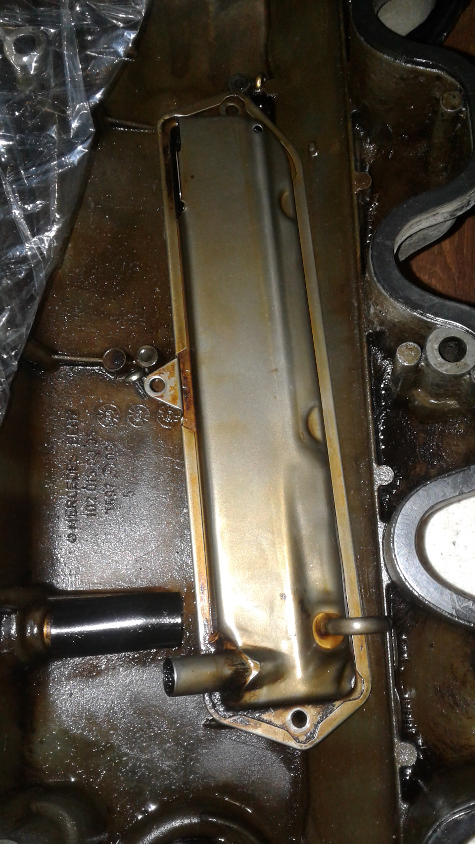 Раскоксовка поршней. Устранение маслогона через сапун. — Mercedes-Benz ...