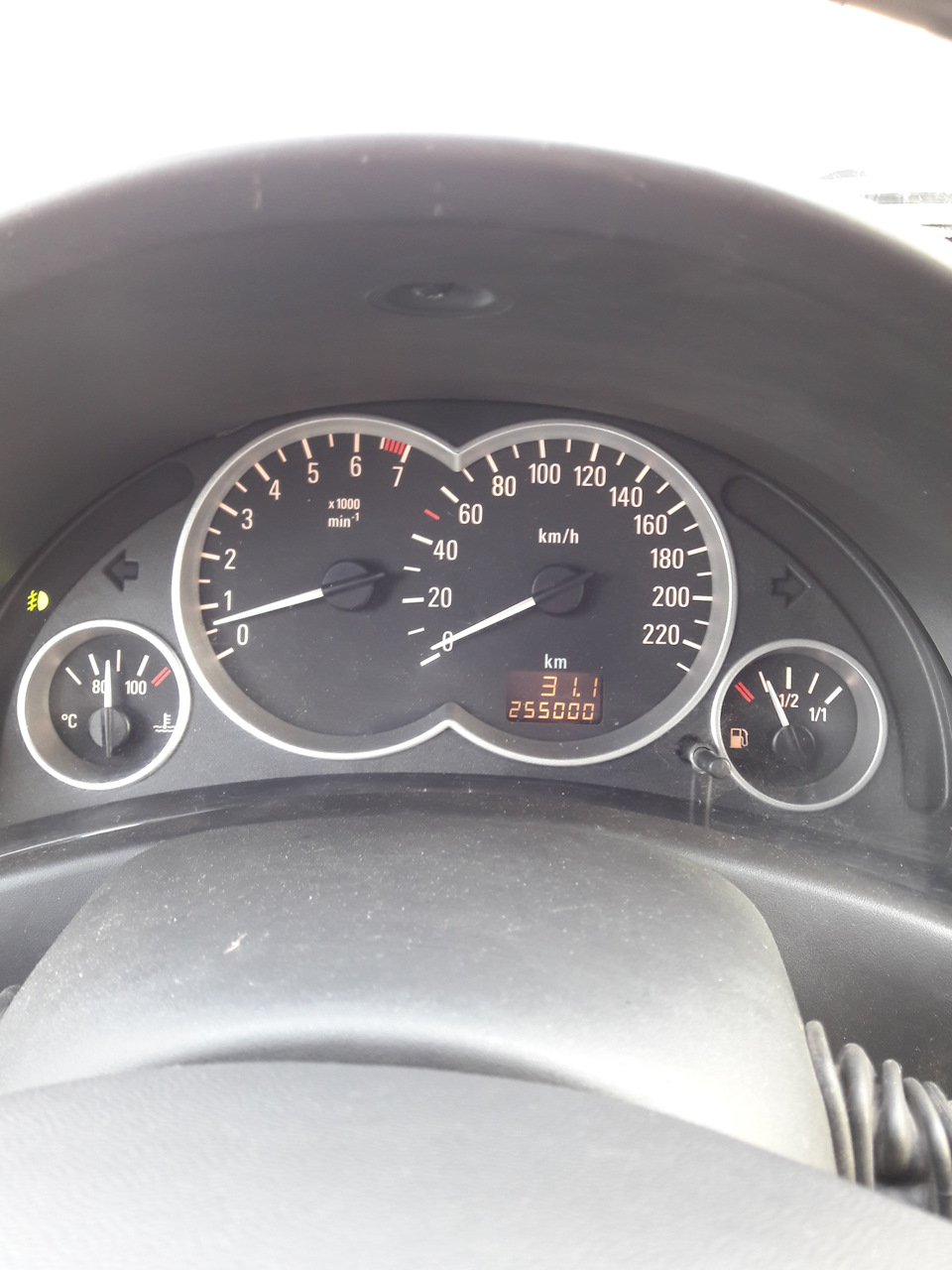 Подсветил багажник — Lada Приора хэтчбек, 1,6 л, 2011 года | тюнинг ...