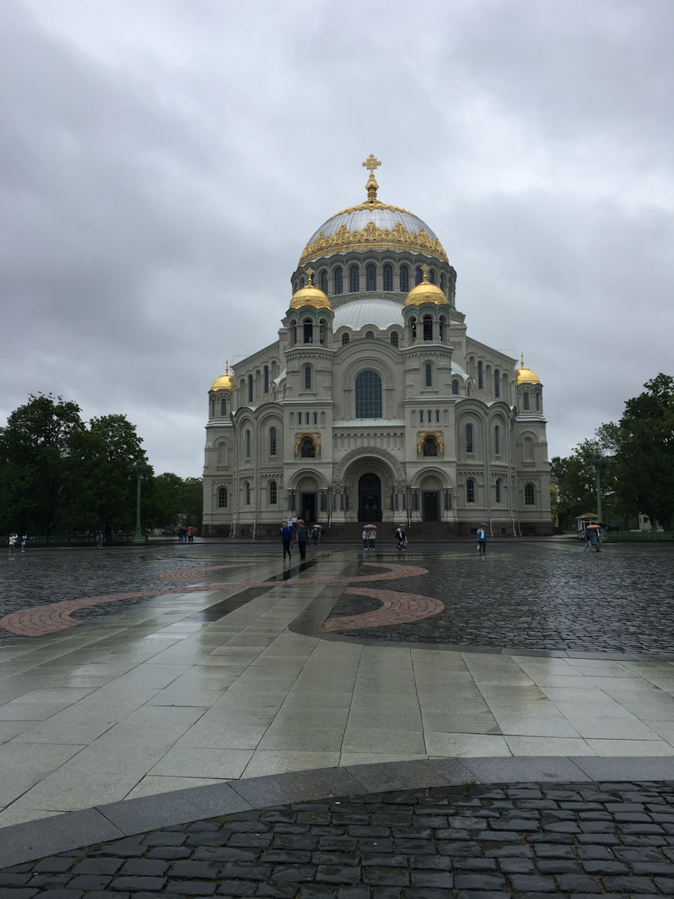 Кронштадт санкт петербург история. Кронштадт Санкт-Петербург. Кронштадт достопримечательности. Кронштадт Санкт-Петербург достопримечательности.