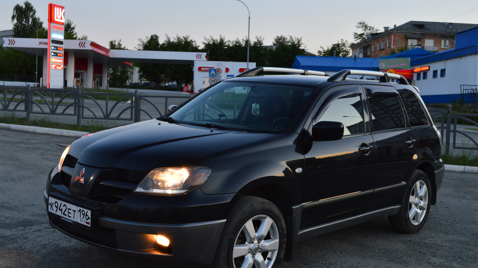 Mitsubishi outlander 2004 главная дорога