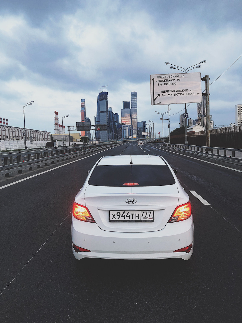 Стеклоподъемники — Hyundai Solaris, 1,6 л, 2016 года | запчасти | DRIVE2