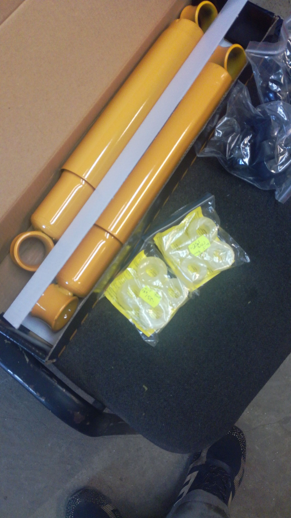 Новые амортизаторы+безопасность но по фэншую)) — ГАЗ Газель, 2,5 л ...