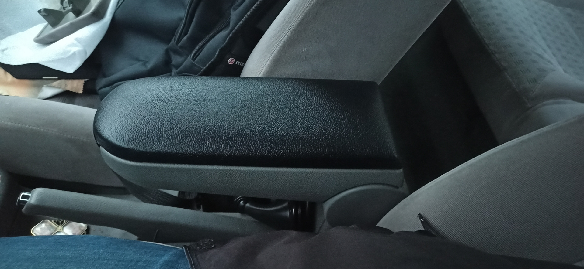 Подлокотник с Joom'a — Volkswagen Jetta IV, 1,8 л, 2002 года | стайлинг ...