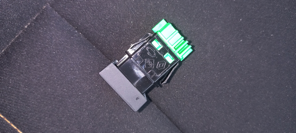 Кнопка обогрева лобового стекла — Renault Duster (2G), 1,5 л, 2021 года ...