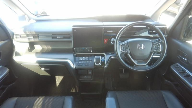 Honda Stepwgn (5G) 2.0 бензиновый 2018 | на DRIVE2