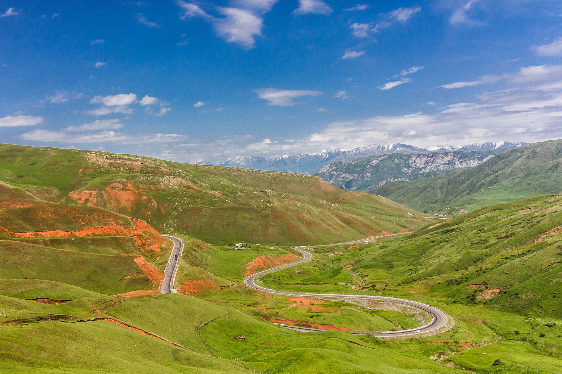 Серпантин в киргизии фото