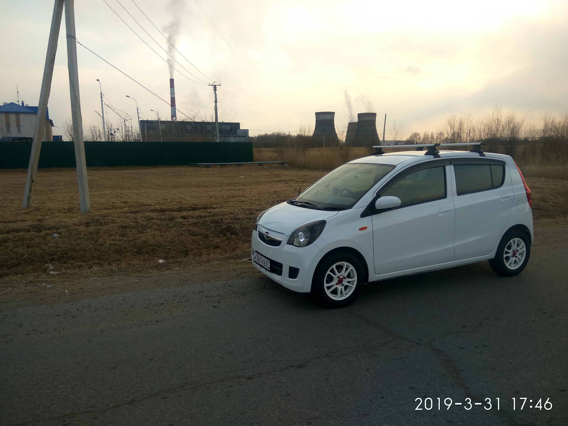 Подбор резины или небольшой просчёт конструкторов по задним аркам —  Daihatsu Mira (L275, L285), 0,7 л, 2009 года | шины | DRIVE2