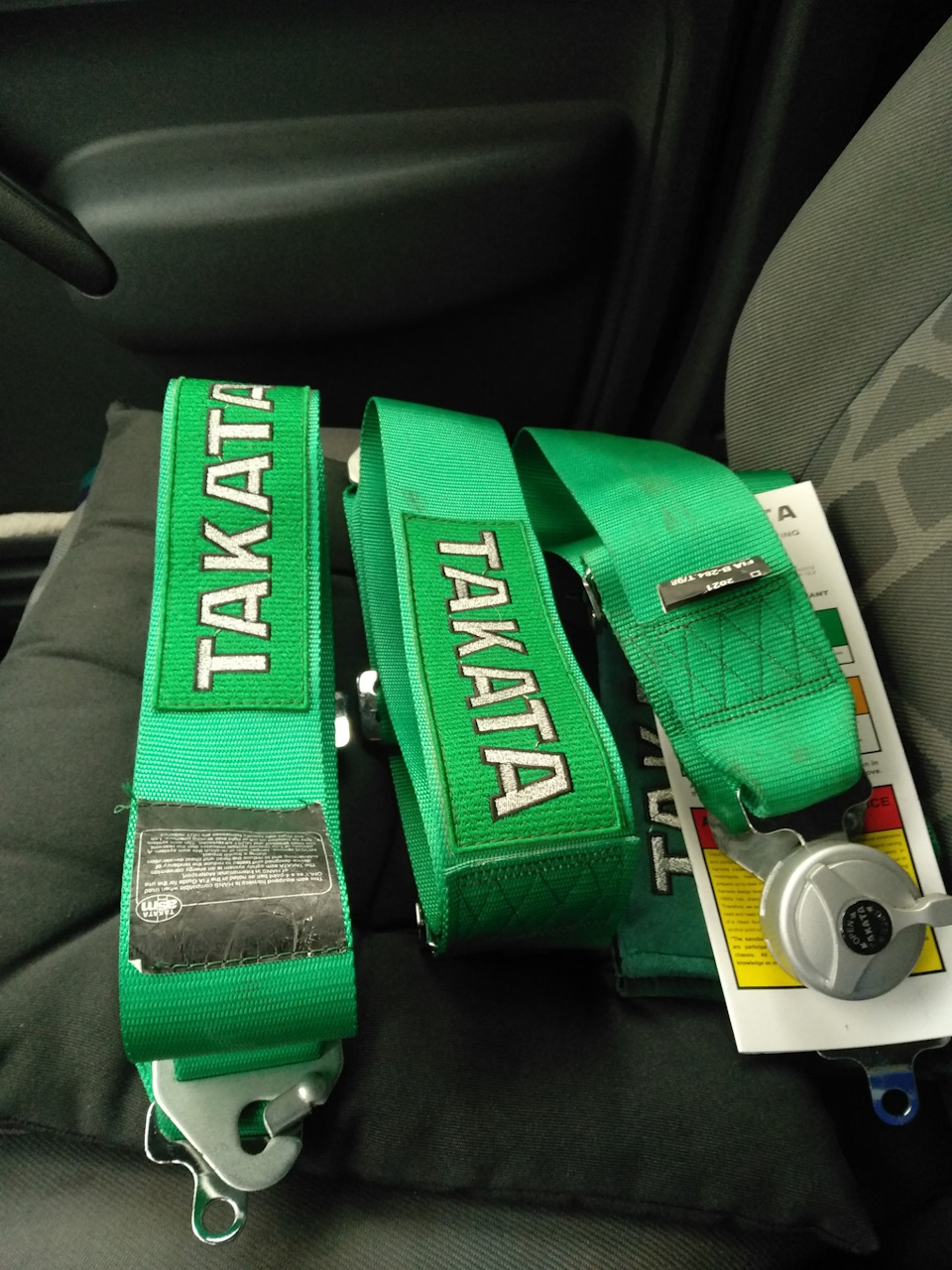 тренд таката. Takata автокресло детское 2008 года. тренд таката. Takata подушки безопасности. надпись таката.