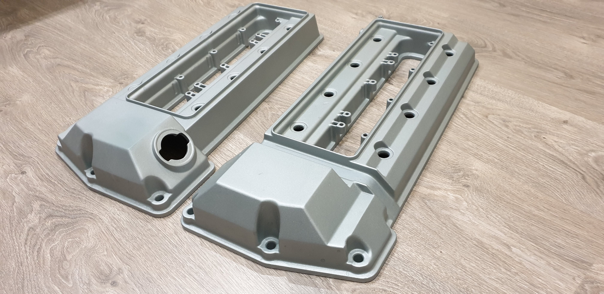 Клапанные крышки — BMW 7 series (E38), 4,4 л, 2001 года | запчасти | DRIVE2