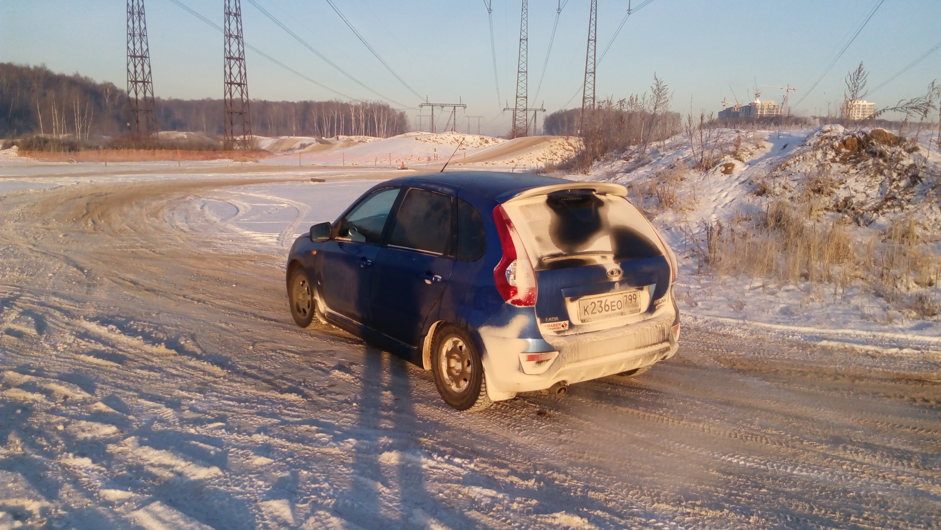 Лада Калина в снегу