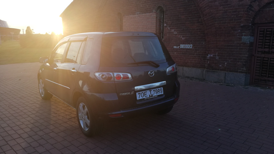 Падает стрелка тахометра в мокрую погоду — Mazda 2 (2G), 1,6 л, 2006 ...