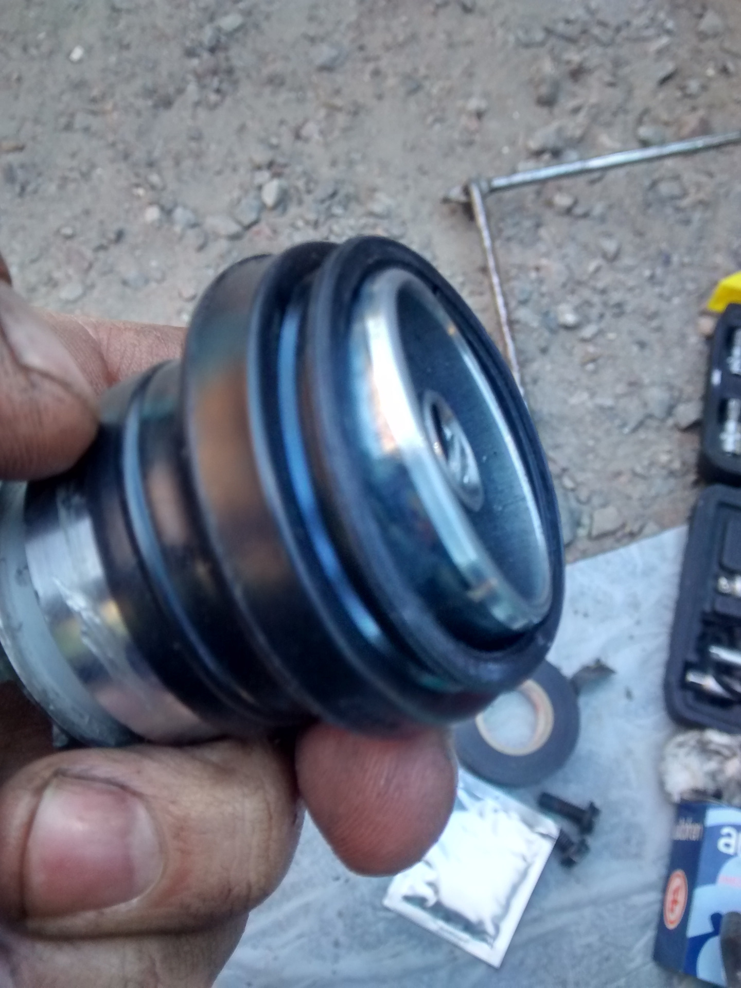 Манжета заднего тормозного цилиндра тойота. Шайба гтц газ 3110. Mazda bongo friendee ремкомплект гтц. Кольцо уплотнительное на главный цилиндр тормозов газель. Замена манжет на тормозных цилиндров суппортов.