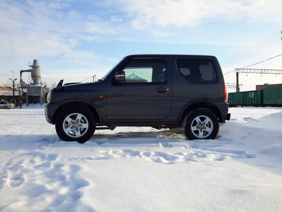 Suzuki Jimny 0 7