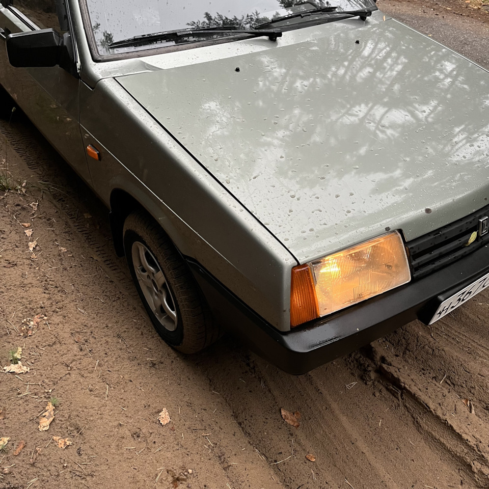 Подскажите пожалуйста цвет, код краски — Lada 21093, 1,5 л, 1991 года ...