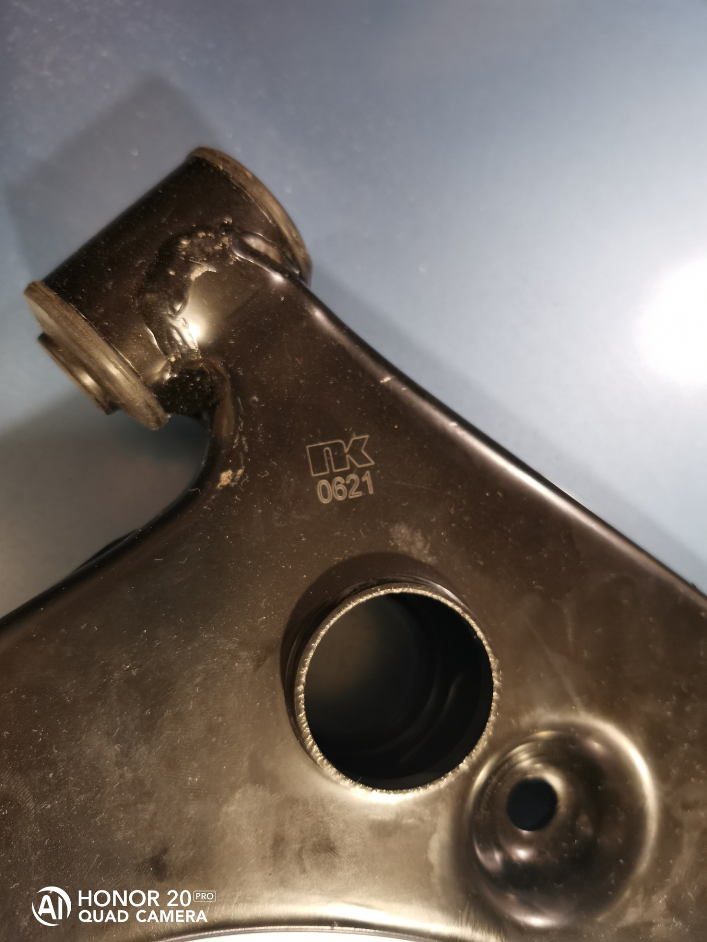 Новые передние поперечные рычаги NK — Mitsubishi Carisma, 1,6 л, 1999 ...