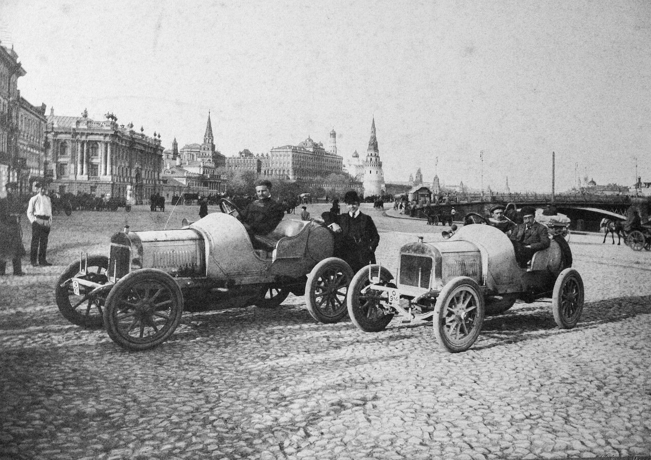 старые автомобили в москве