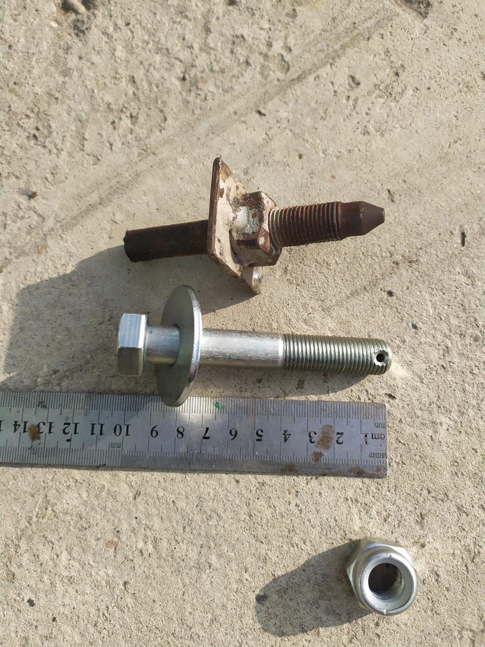 Болт подрамника — Hyundai Matrix, 1,8 л, 2005 года | своими руками | DRIVE2