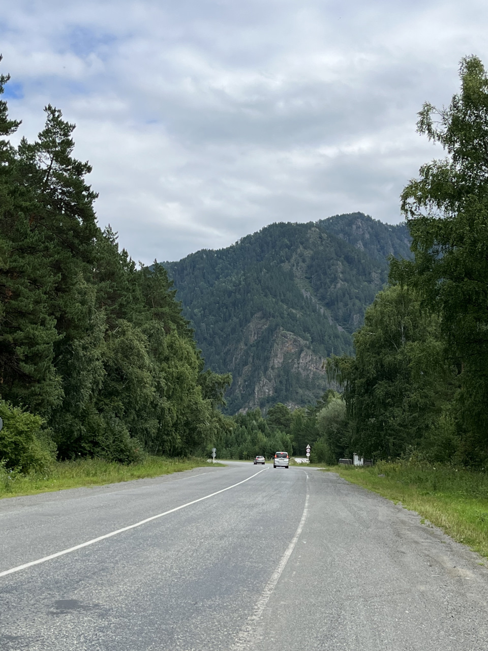 Прогулка по Чуйскому тракту (или поездка всей семьей в Горный Алтай) —  Skoda Karoq, 1,4 л, 2020 года | путешествие | DRIVE2