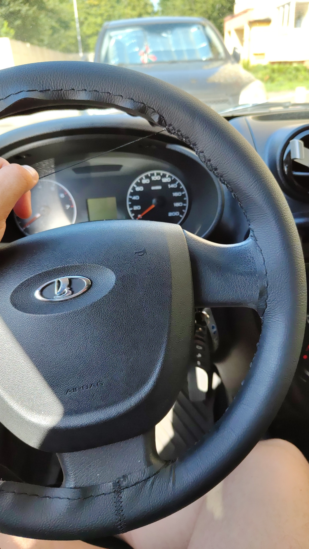 Устранил провал педали тормоза, перешил руль — Lada Гранта, 1,6 л, 2012 ...