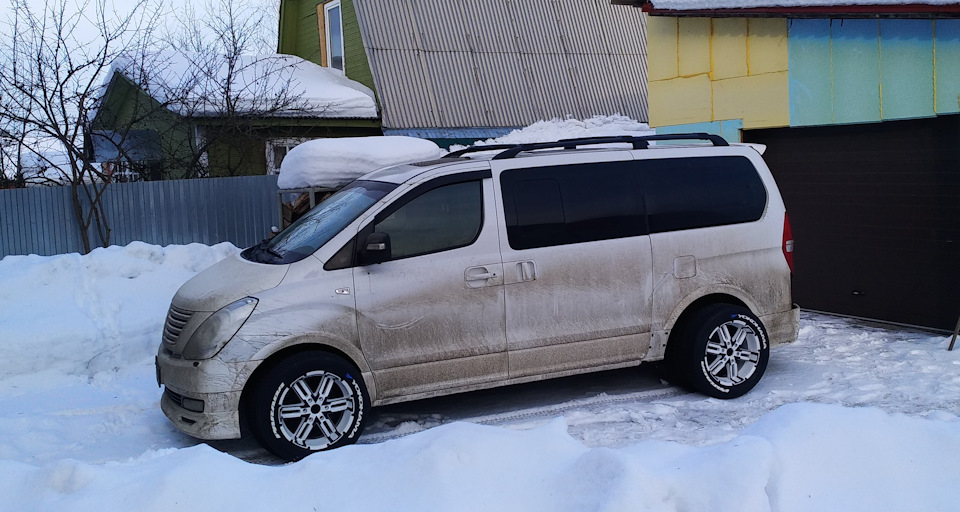 Хендай гранд старекс тюнинг фото Stickers on Tires #2 - Hyundai Grand Starex, 9,9 л, 2012 года стайлинг DRIVE2