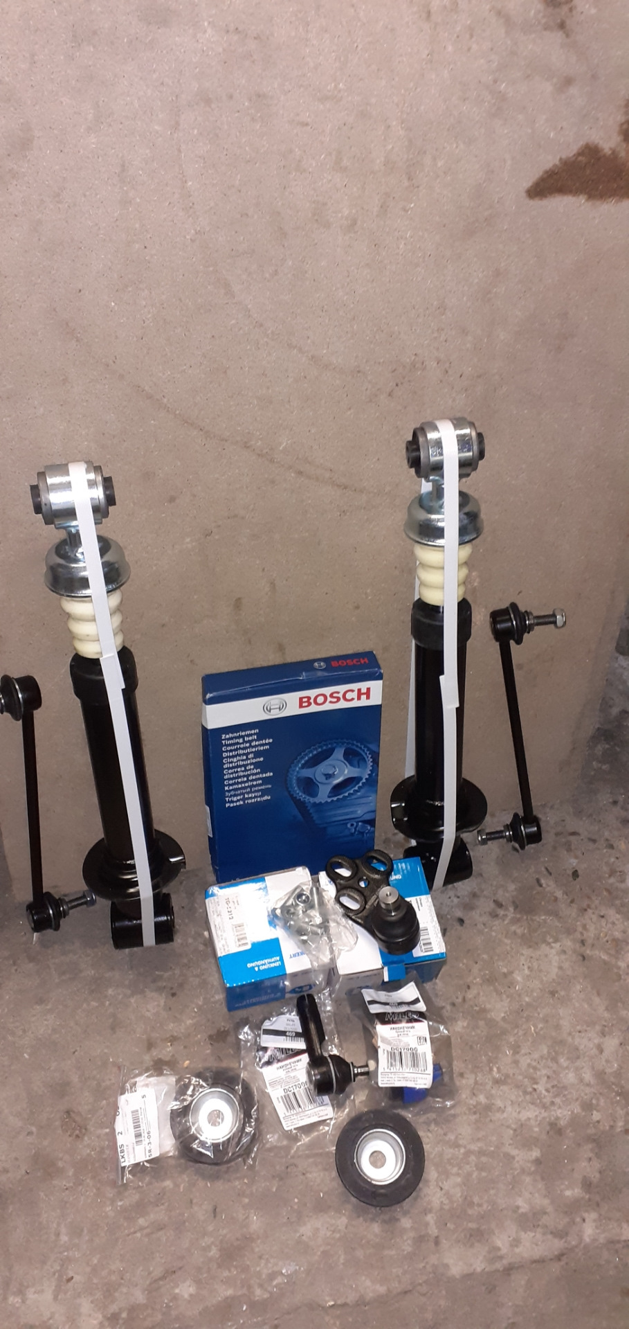 Пишу с запозданнием перебррал ходовую осталось поменять задние ...