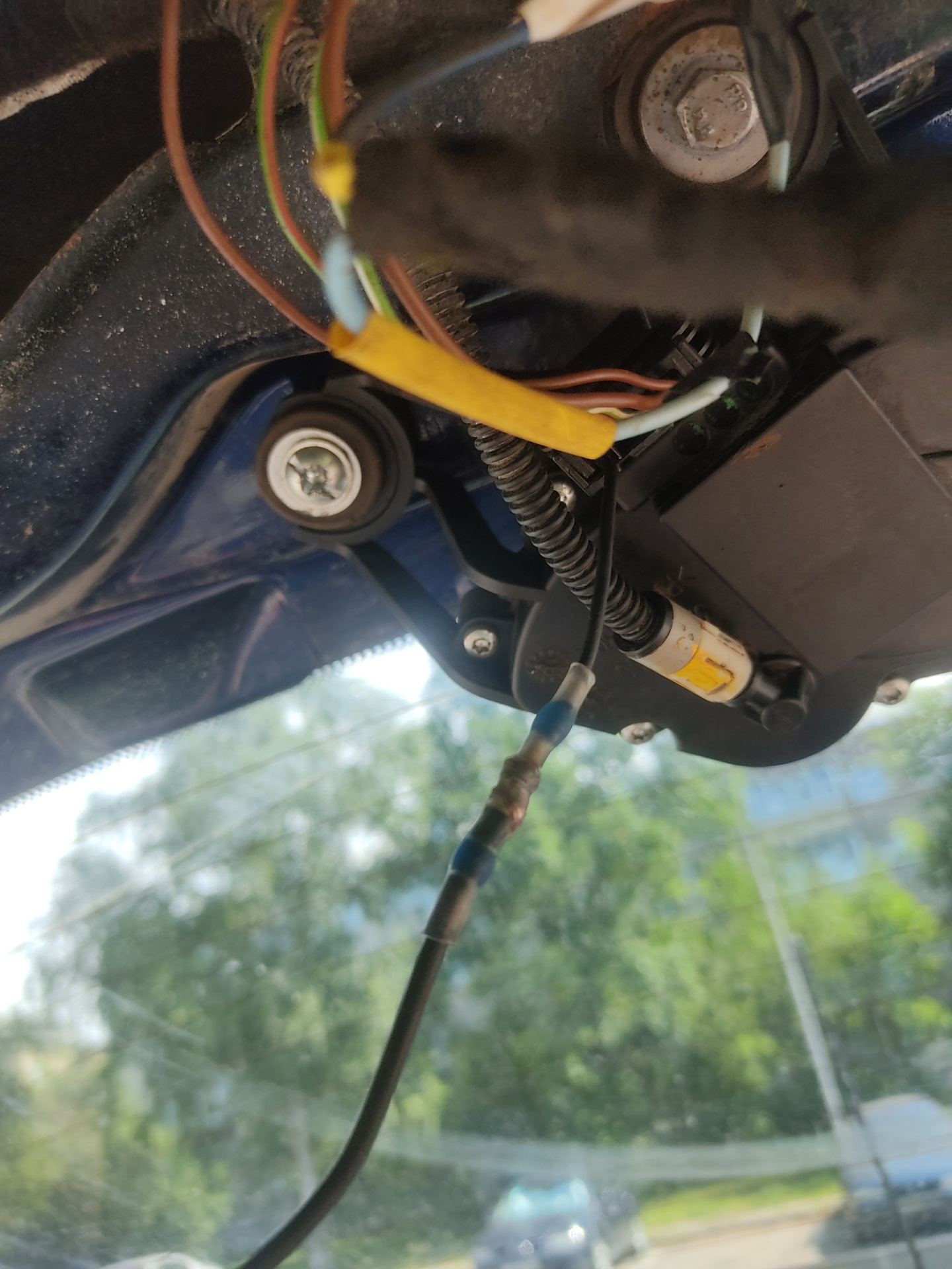 Ремонт проводки заднего дворника Фабия 2 — Skoda Fabia Combi Mk2, 1,4 л ...