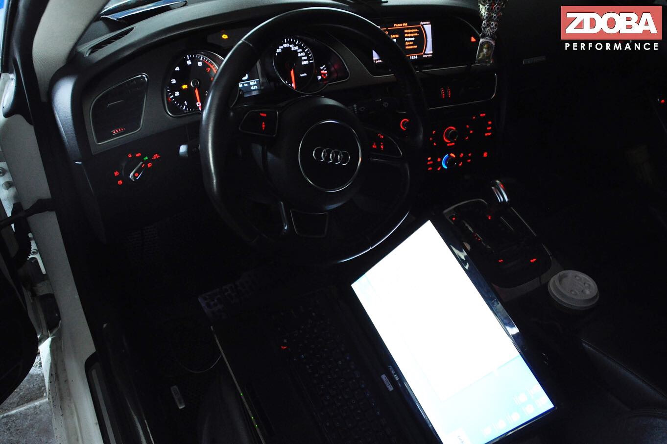 Audi A5 8T 2.0 TFSI 211 HP (CAEB, CDNC) Изготовление Downpipe, Чип ...