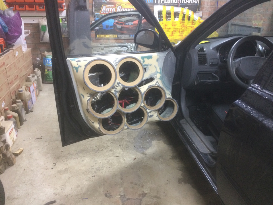 Проблемы с колоколом сигналки и новые обшивки под громкий фронт ...