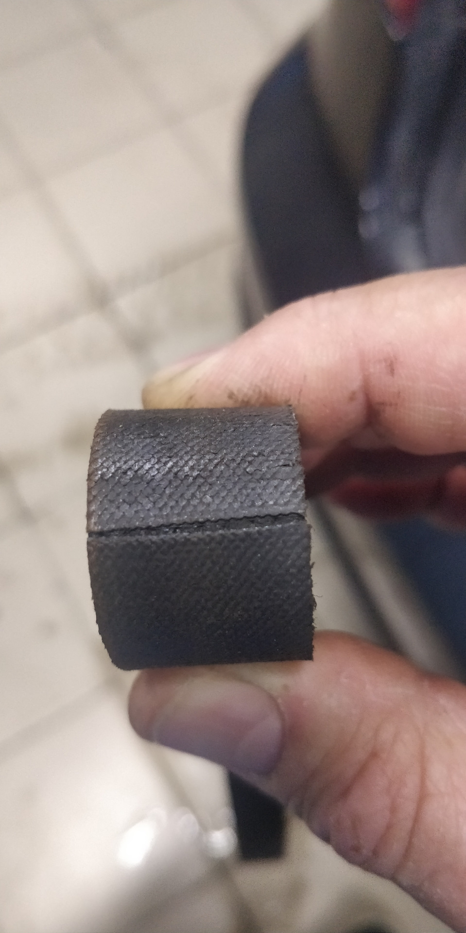 Смена ремня ГРМ — Audi A3 Sedan (8V), 1,4 л, 2013 года | визит на ...