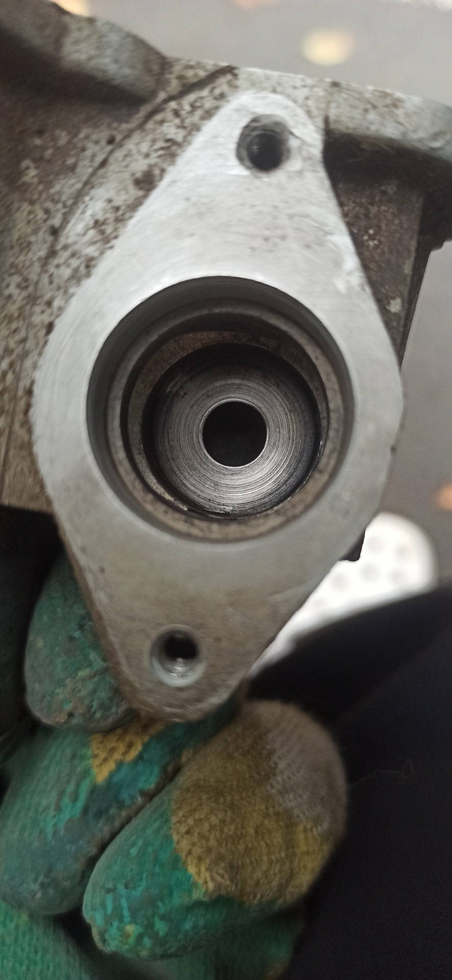 Чистка дроссельной заслонки — Lada 21124, 1,6 л, 2006 года | своими ...