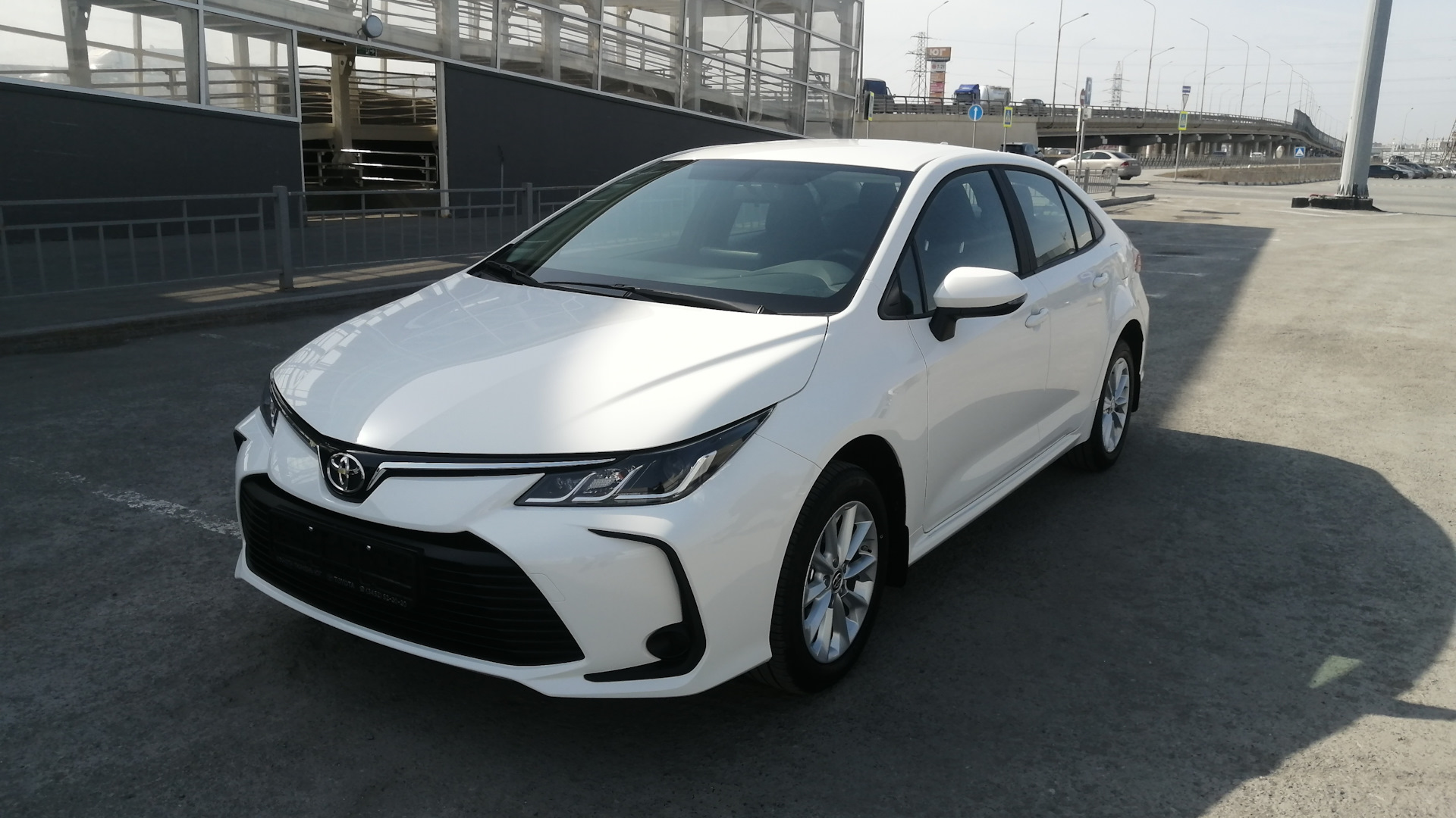 Corolla 210. Тойота Королла е210. Тойота Королла е210 белая. Corolla 210 drive2. Сплитер Тойота Королла е210.