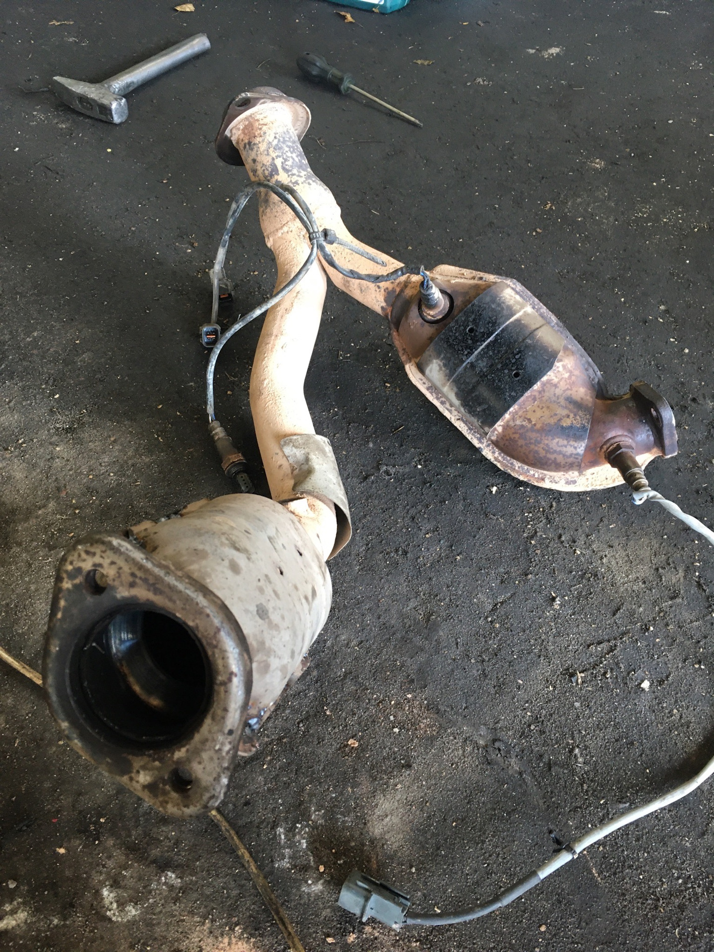 Катализатор паджеро 3. Катализатор паджеро 2. Катализатор паджеро 4 3. Катализатор паджеро спорт 2. 5 дизель.