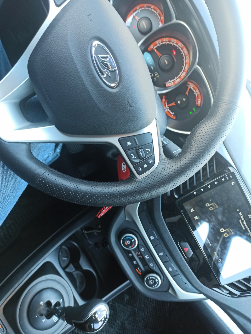 Фото в бортжурнале Lada Vesta SW Cross (1G)