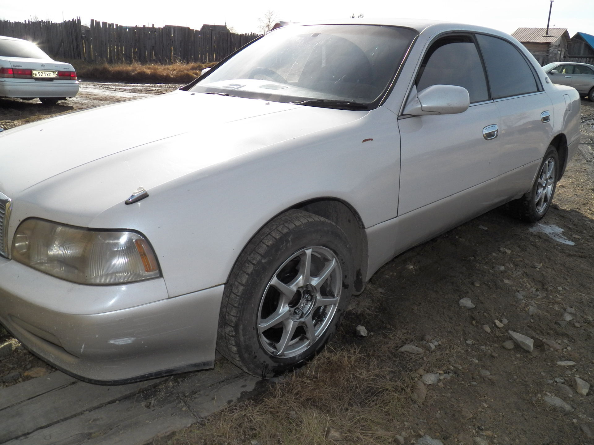 Toyota Crown Majesta s140