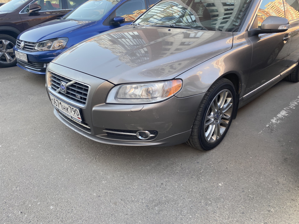 Неприятный сюрприз на парковке — Volvo S80 (2G), 4,4 л, 2008 года | ДТП ...