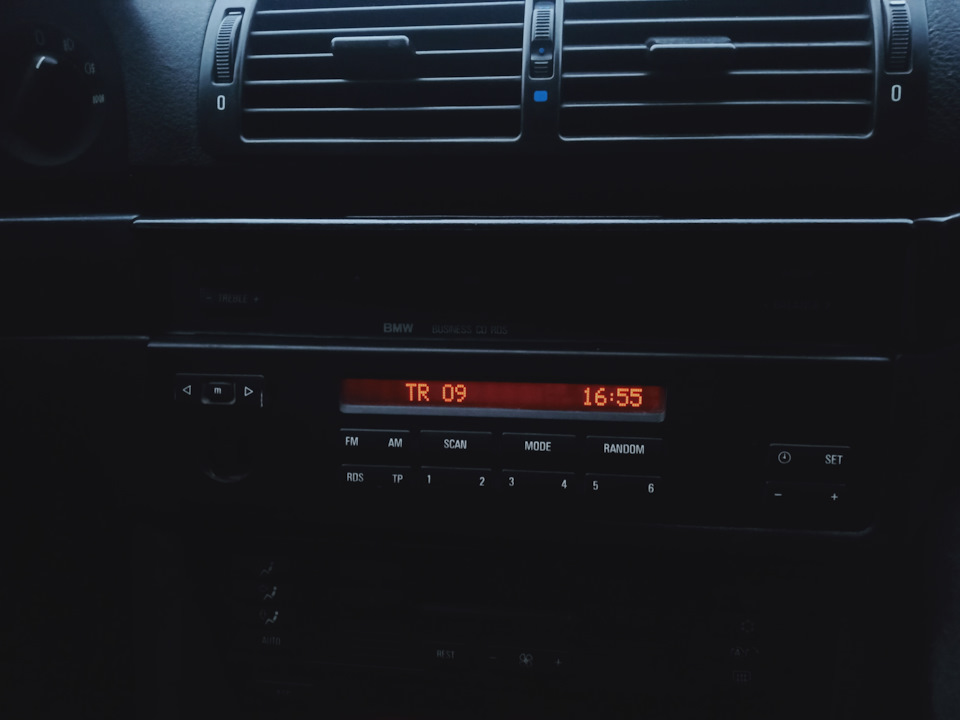 Aux в штатное головное устройство бмв е39 — BMW 5 series (E39), 2 л ...