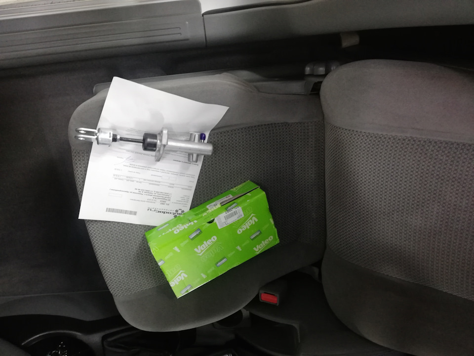 Замена цилиндра сцепления. Когда педаль болтается — Chevrolet Lacetti ...