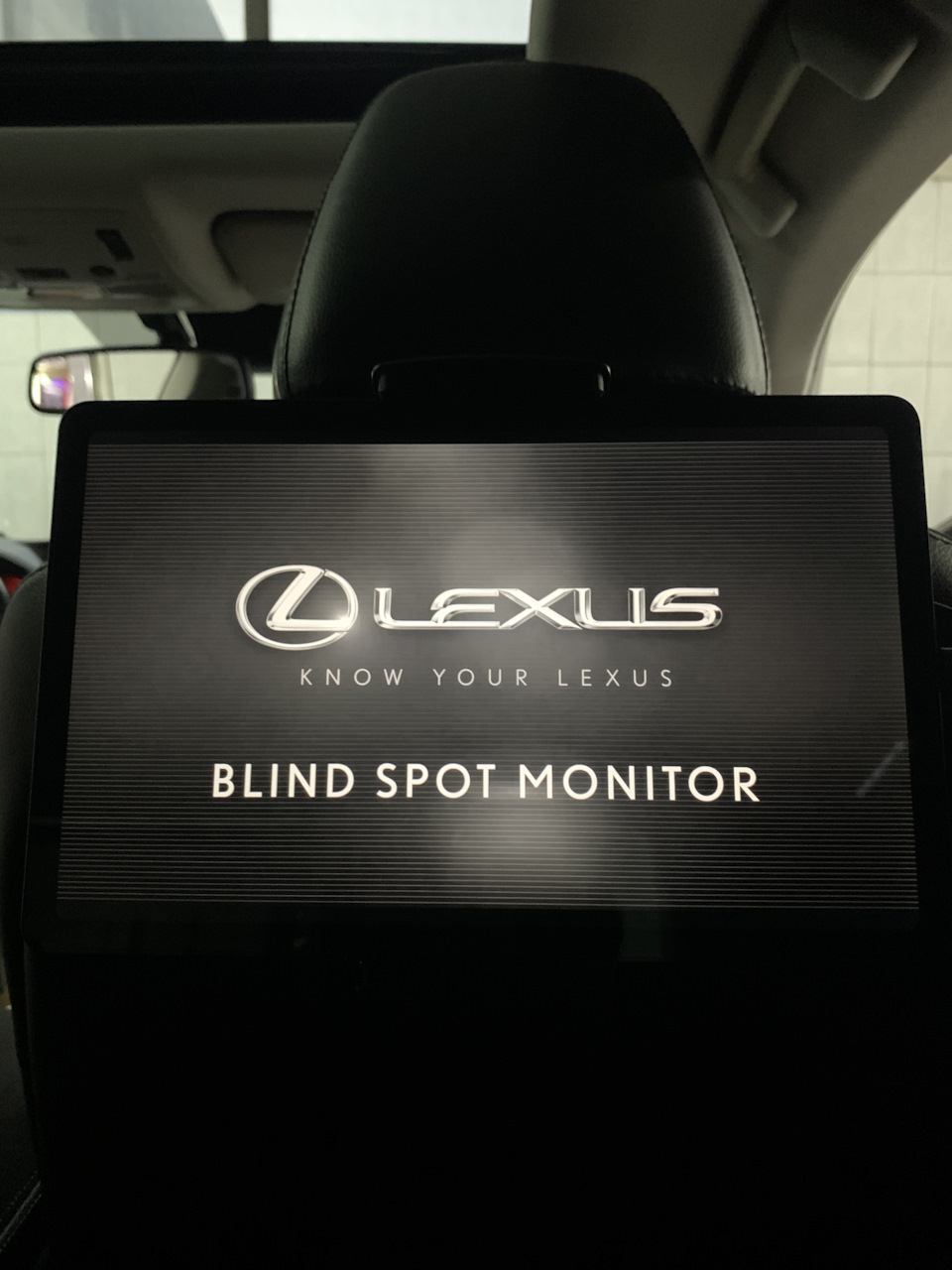 Мультимедиа для задних пассажиров — Lexus ES (XV60), 3,5 л, 2014 года ...