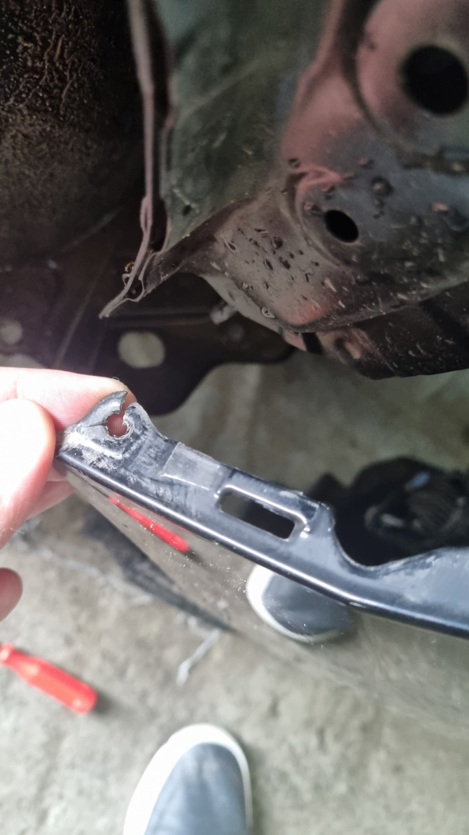 Ремонт креплений и устранение провисания бампера — Honda Shuttle (2G ...