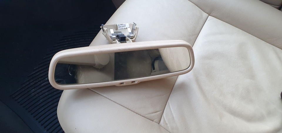 Зеркало заднего вида с подсветкой — Volkswagen Multivan (T5), 3,2 л ...