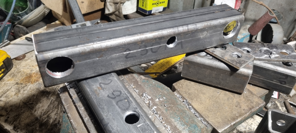 Проставки средней части — ИЖ 2717